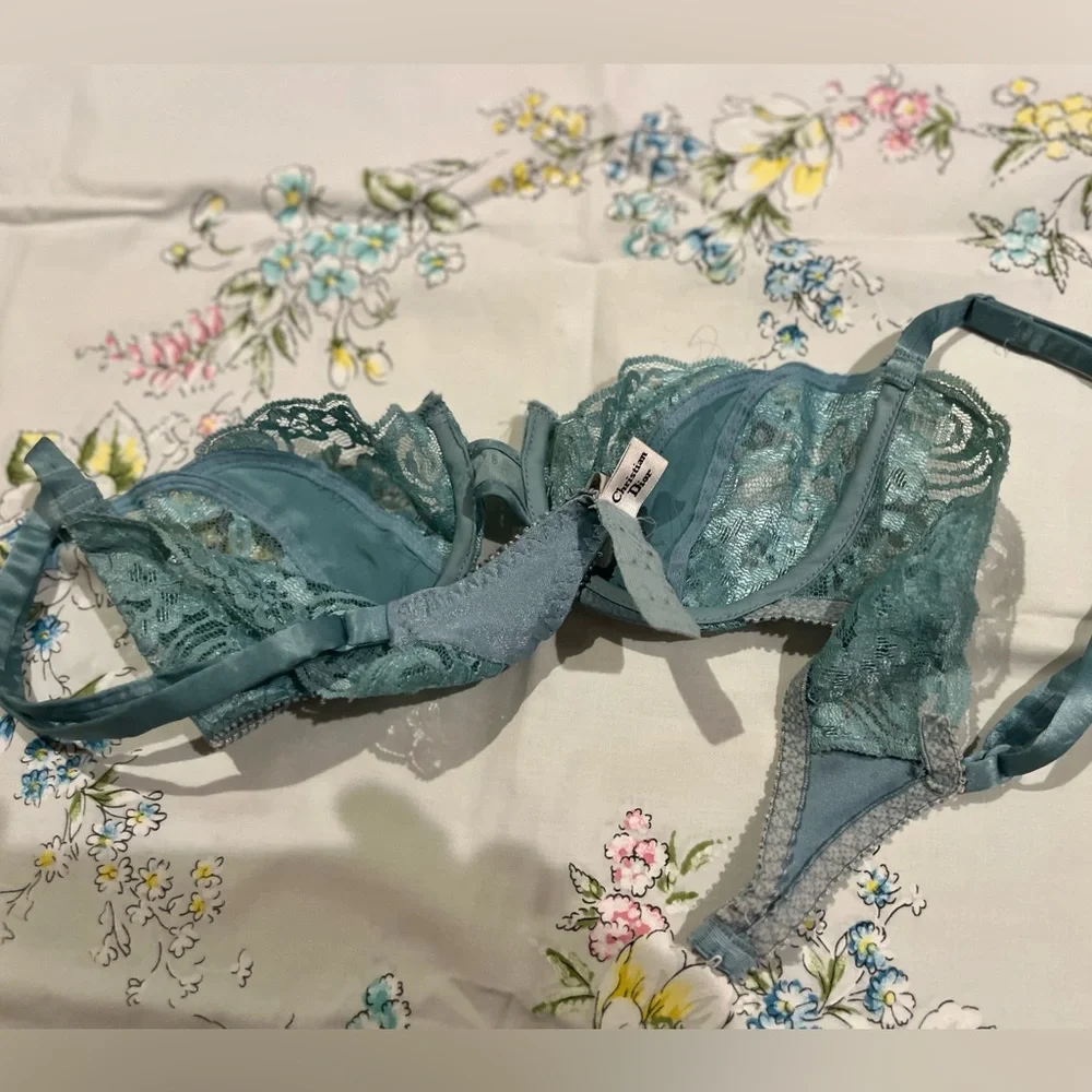 Vintage Dior Balconette bra - Picture 3 of 14